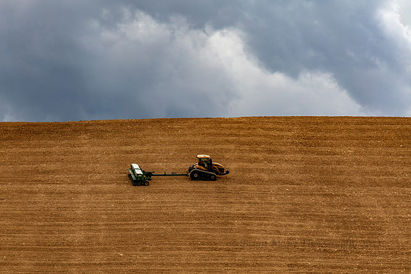 64 May 26-June 1) A Montana Farmer