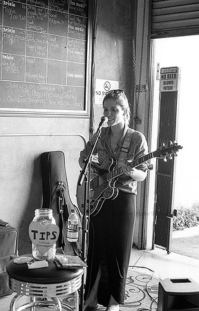 2018 OM2n Tri-X-029